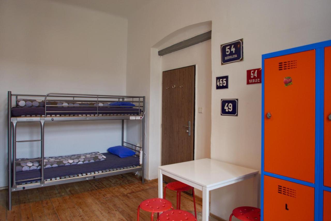 Hostel Clown And Bard Praha
